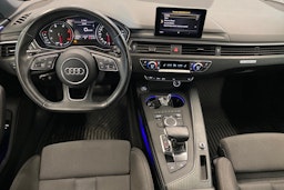 Musta Audi A4 2017 kuva 9.