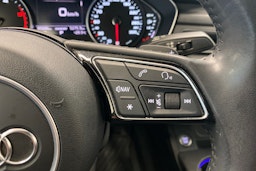 Musta Audi A4 2017 kuva 18.