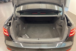 Musta Audi A4 2017 kuva 33.
