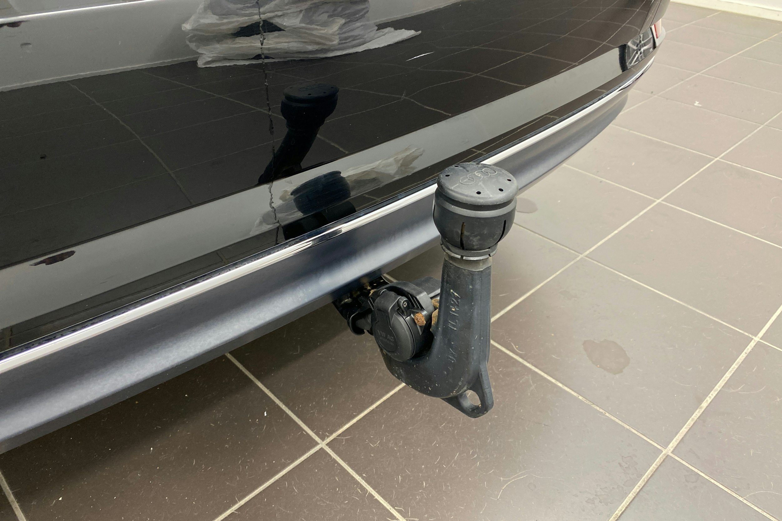 Musta Audi A4 2017 kuva 35.