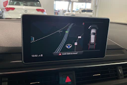 musta Audi A4 2017 kuva 11.