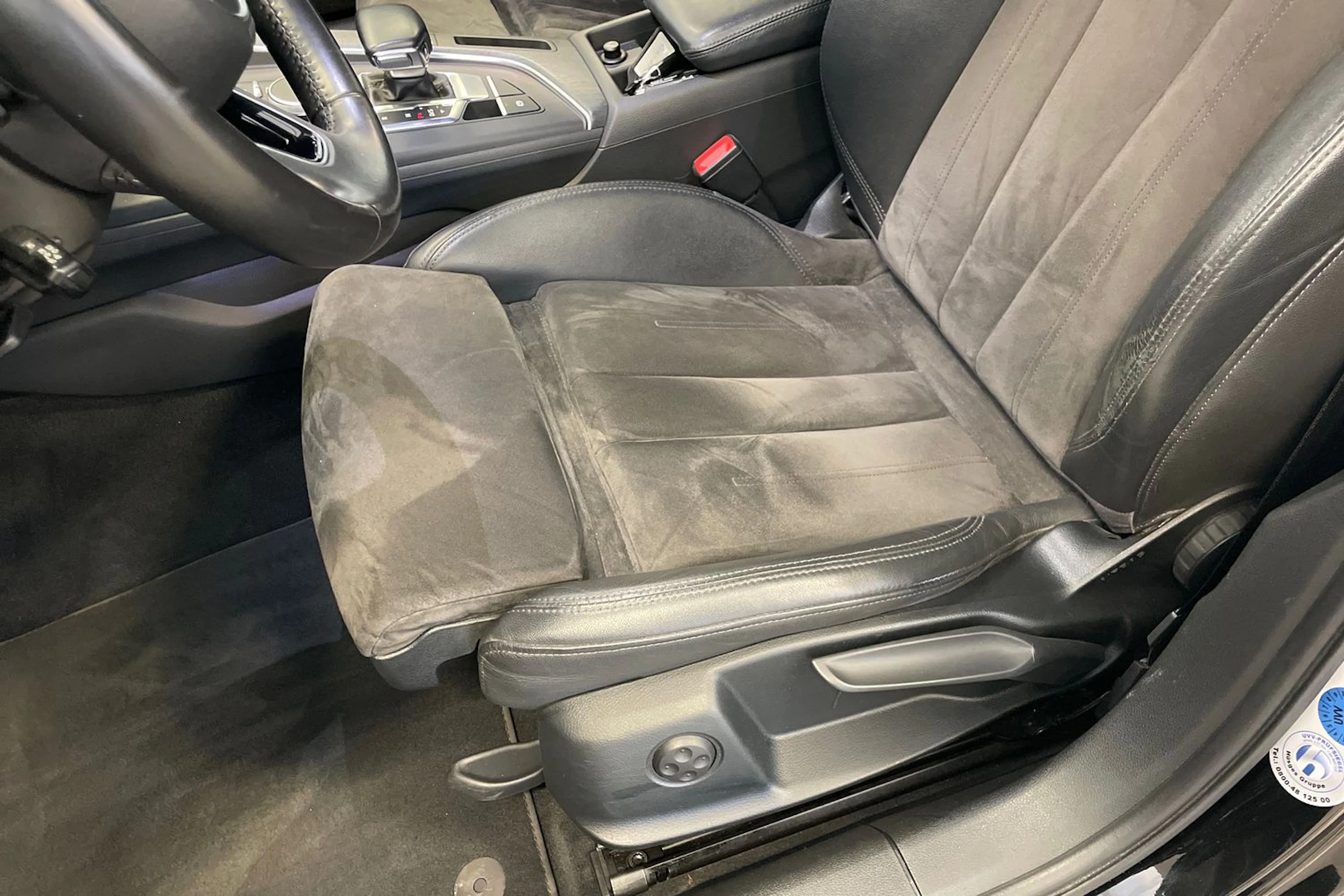 musta Audi A4 2017 kuva 19.