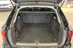 musta Audi A4 2017 kuva 21.