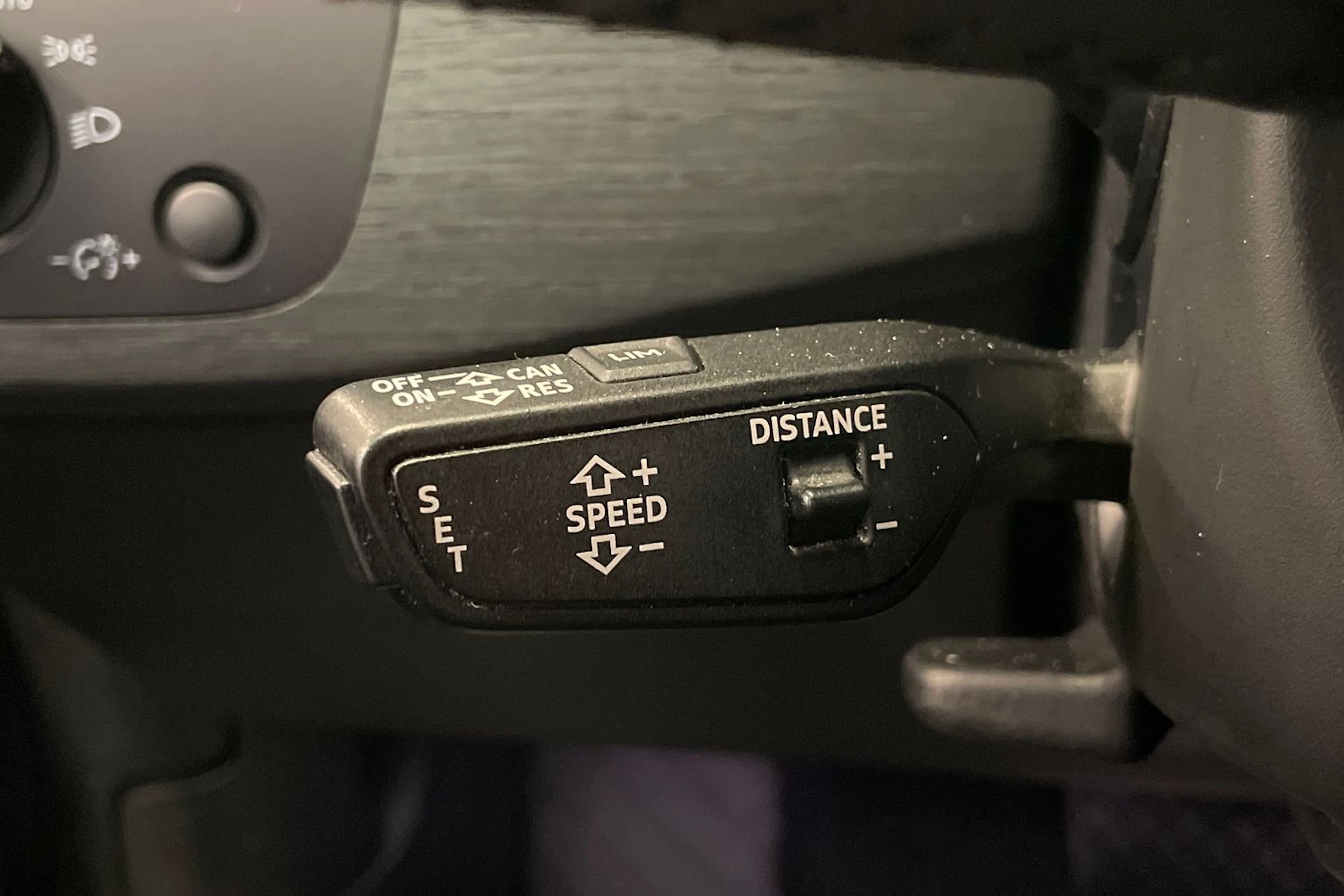 musta Audi A4 2017 kuva 22.