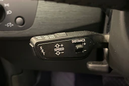 musta Audi A4 2017 kuva 22.
