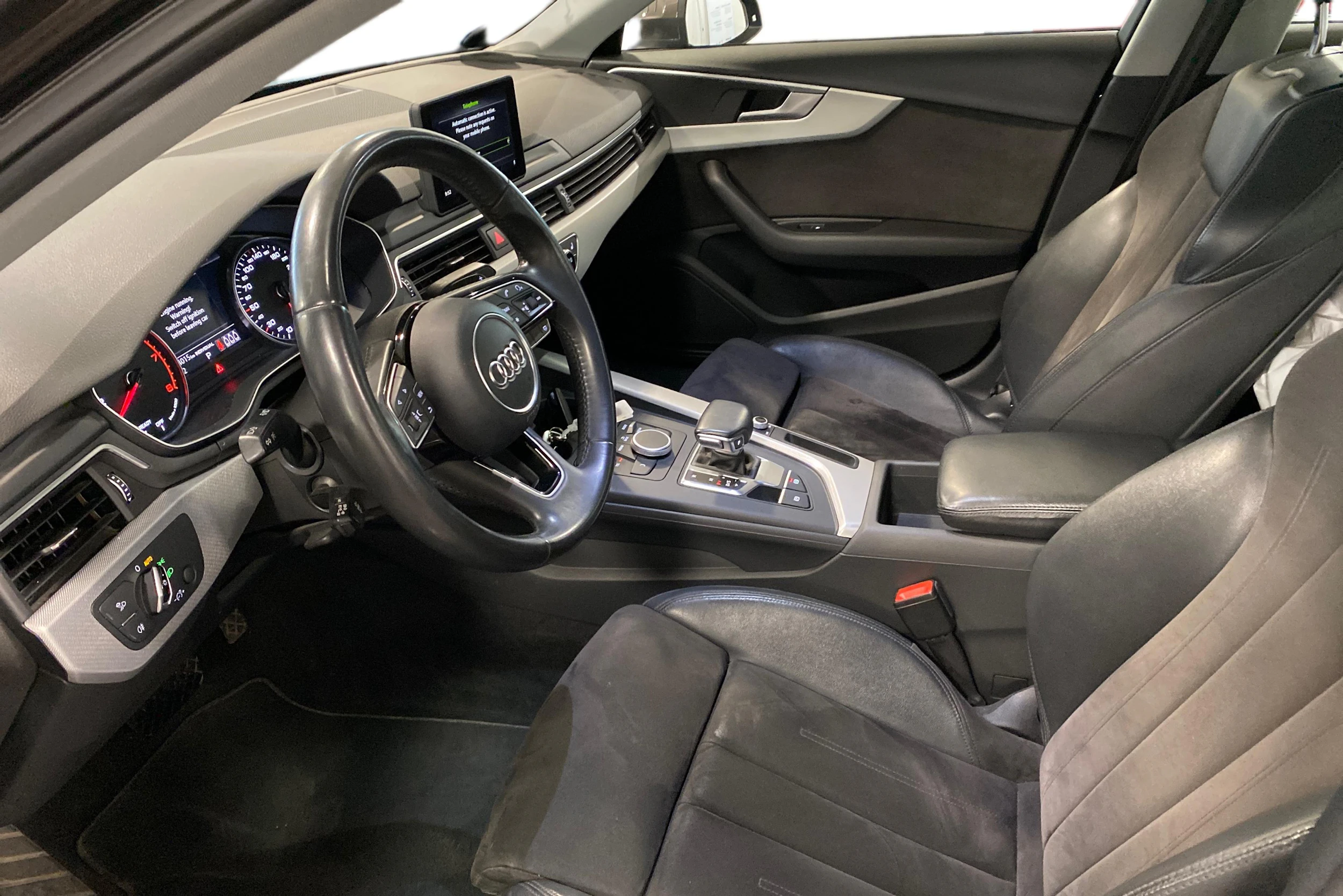 ruskea (beige) Audi A4 2017 kuva 6.