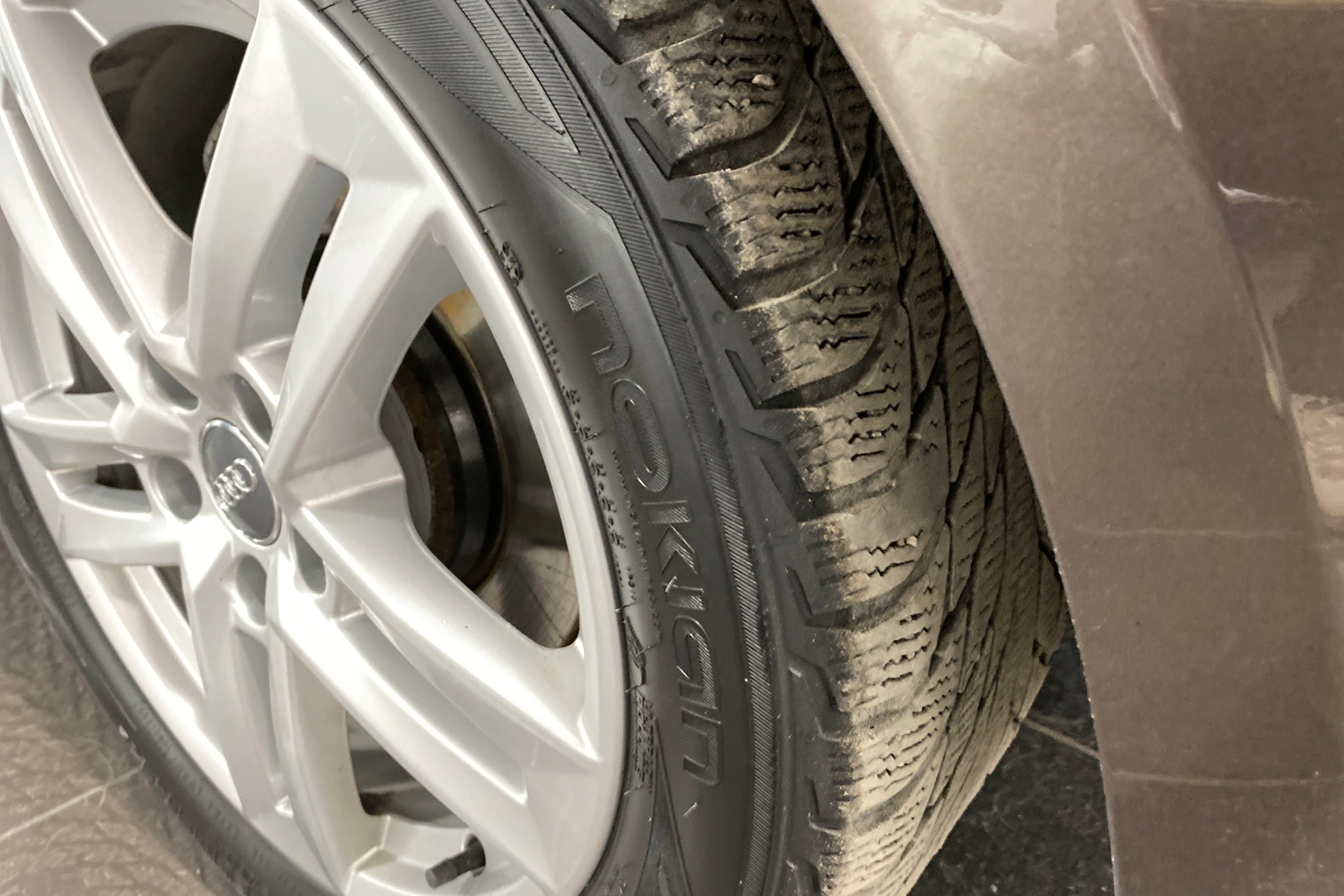 ruskea (beige) Audi A4 2017 kuva 10.