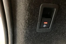 ruskea (beige) Audi A4 2017 kuva 14.