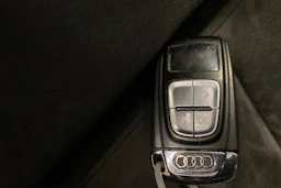 ruskea (beige) Audi A4 2017 kuva 28.