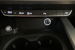 ruskea (beige) Audi A4 2017 kuva 29.