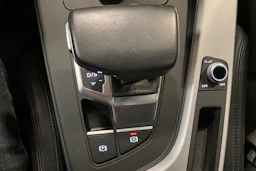 ruskea (beige) Audi A4 2017 kuva 31.