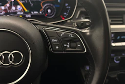valkoinen Audi A4 2017 kuva 21.