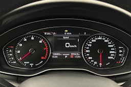 musta Audi A4 2017 kuva 21.