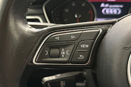 sininen Audi A4 2017 kuva 11.