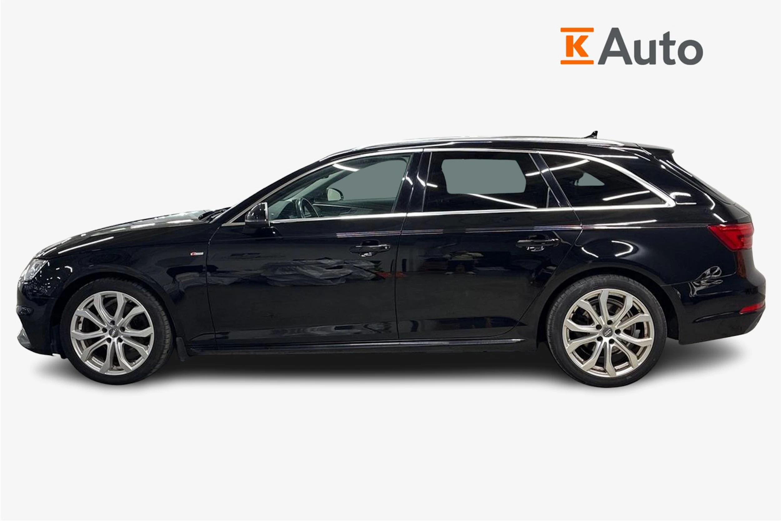 musta Audi A4 2018 kuva 5.