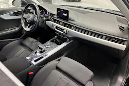 musta Audi A4 2018 kuva 30.