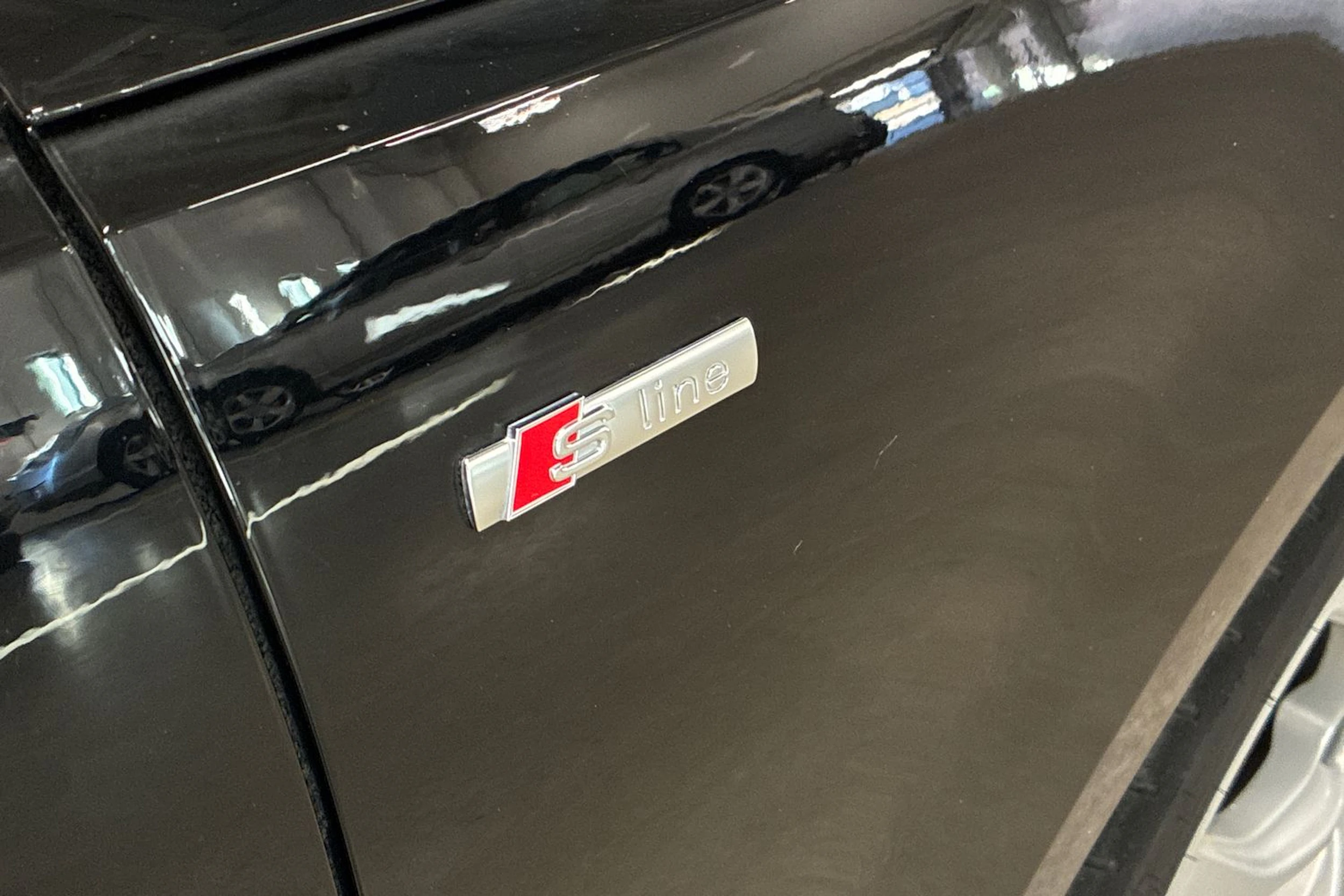 musta Audi A4 2018 kuva 31.