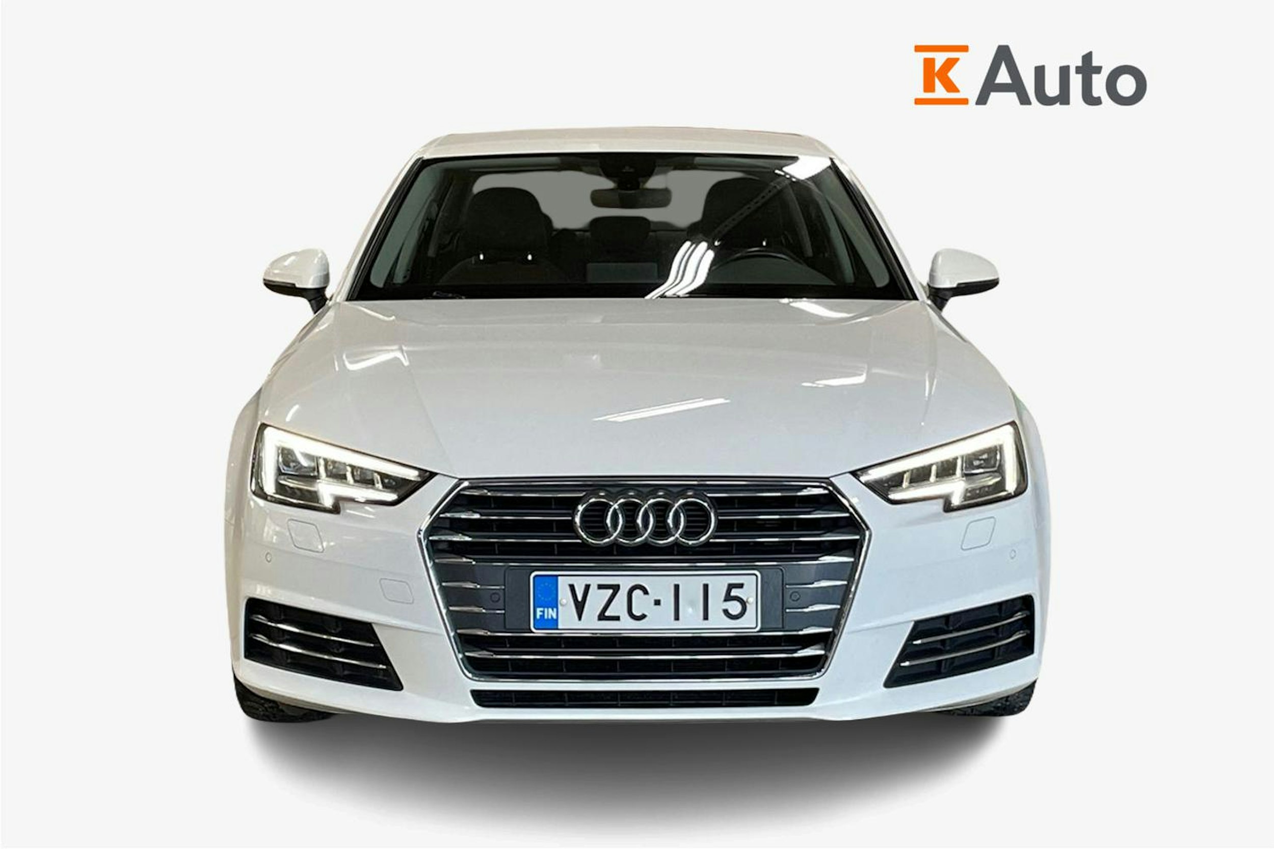 Valkoinen Audi A4 2017 kuva 4.