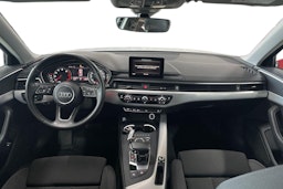 Valkoinen Audi A4 2017 kuva 9.