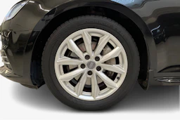 musta Audi A4 2017 kuva 9.
