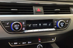 musta Audi A4 2017 kuva 24.