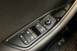 musta Audi A4 2017 kuva 29.