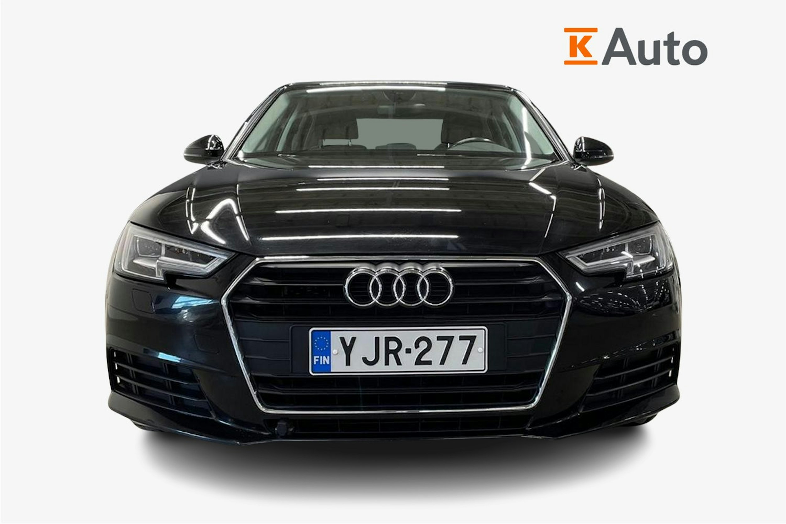 Musta Audi A4 2017 kuva 5.