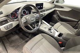 Musta Audi A4 2017 kuva 7.
