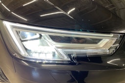 Musta Audi A4 2017 kuva 14.
