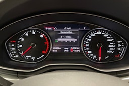 Musta Audi A4 2017 kuva 16.