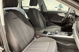 Musta Audi A4 2017 kuva 24.