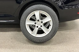 musta Audi A4 2017 kuva 10.