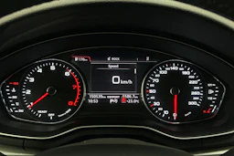 musta Audi A4 2017 kuva 12.