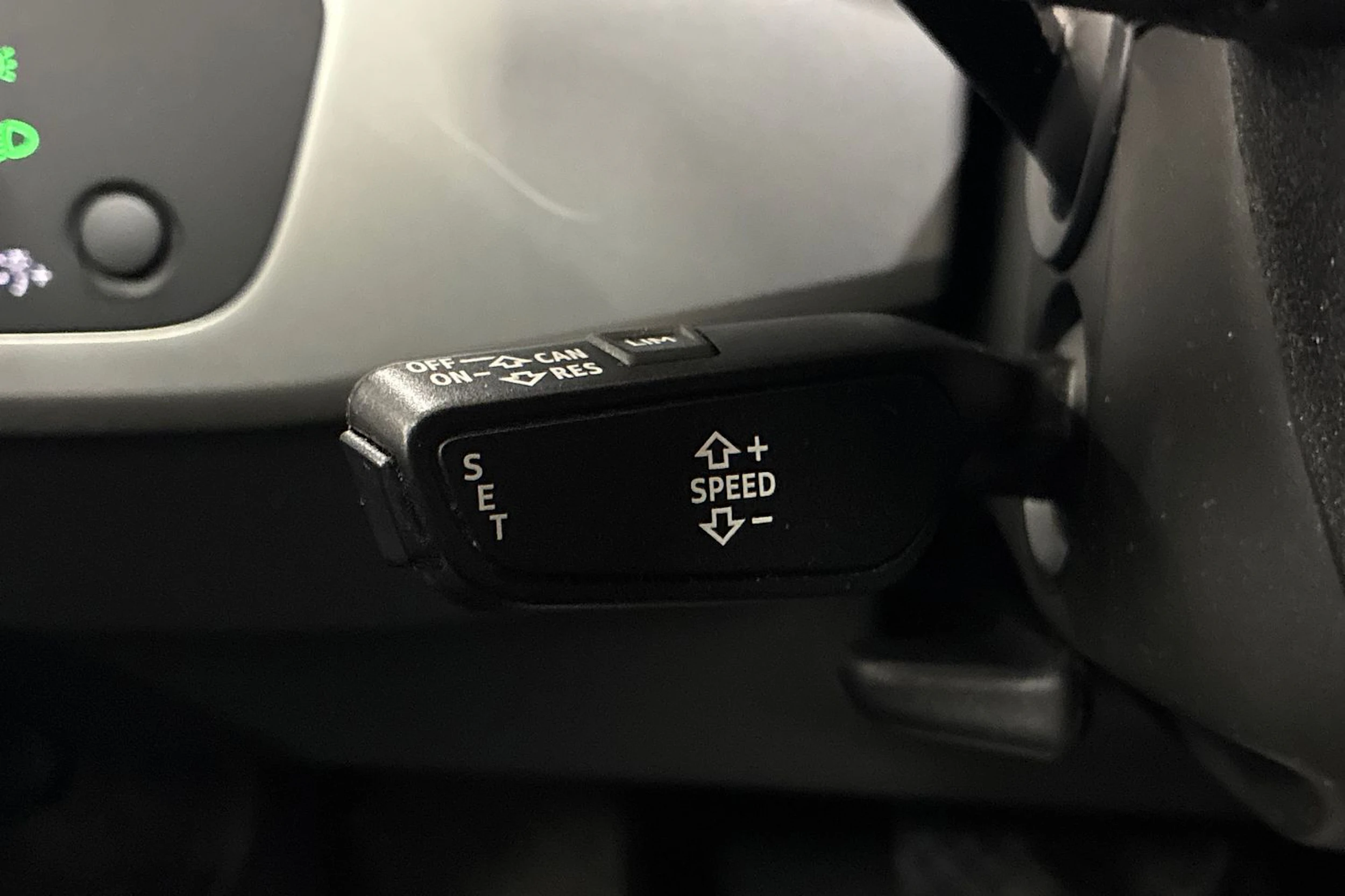 musta Audi A4 2017 kuva 15.