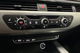 musta Audi A4 2017 kuva 21.