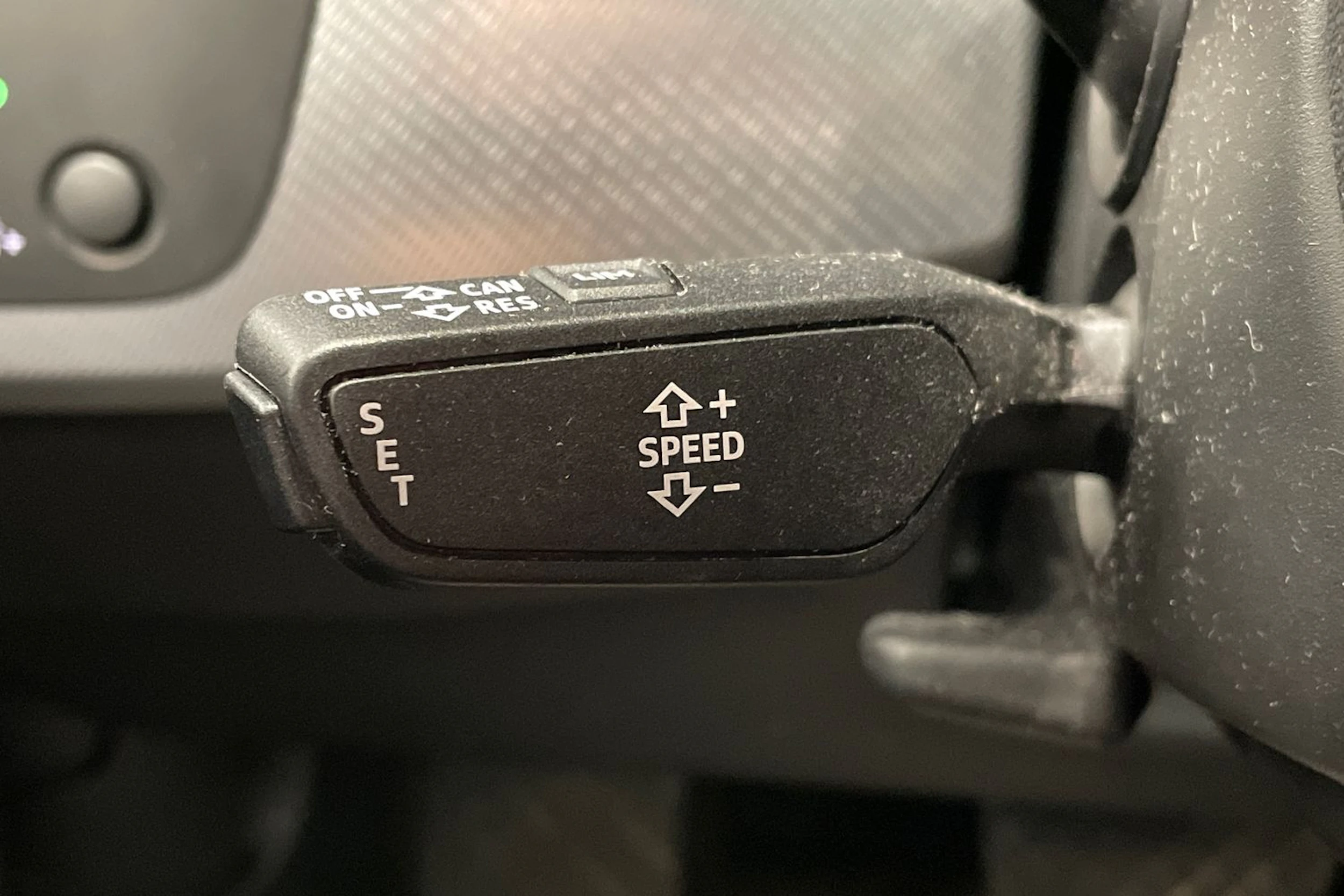 vihreä Audi A4 2018 kuva 20.
