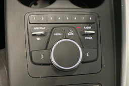vihreä Audi A4 2018 kuva 30.