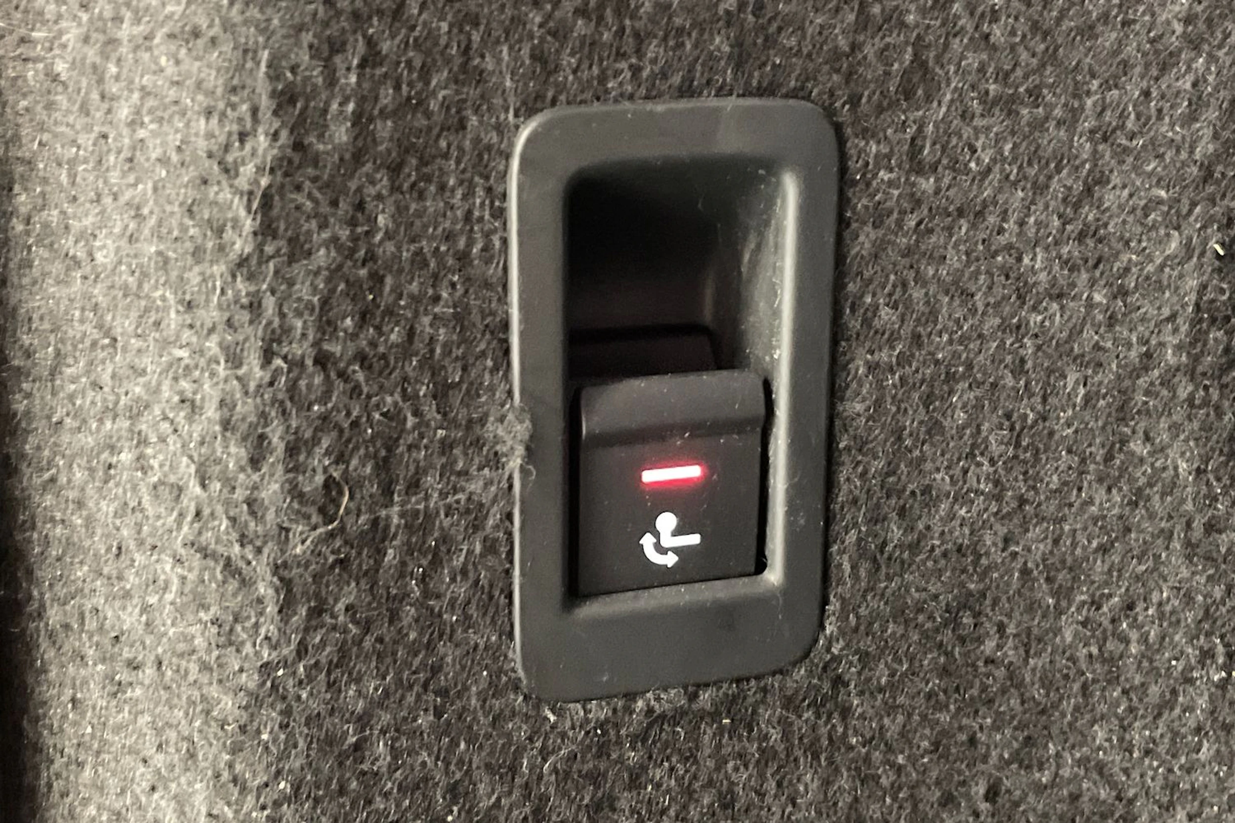 vihreä Audi A4 2018 kuva 34.