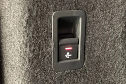 vihreä Audi A4 2018 kuva 34.