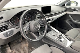 musta Audi A4 2018 kuva 3.
