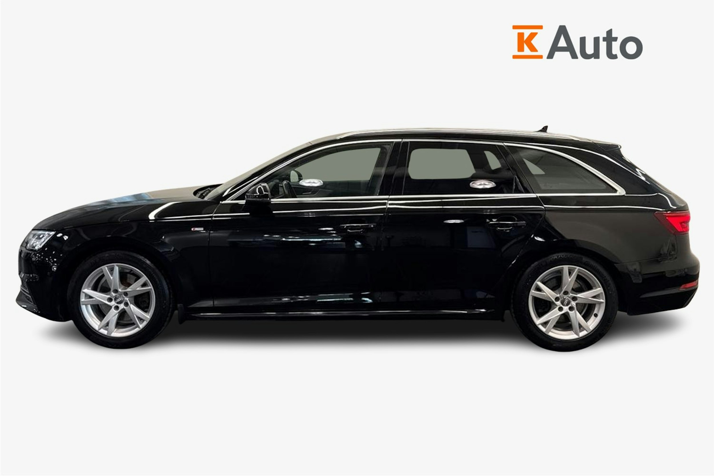 musta Audi A4 2018 kuva 5.