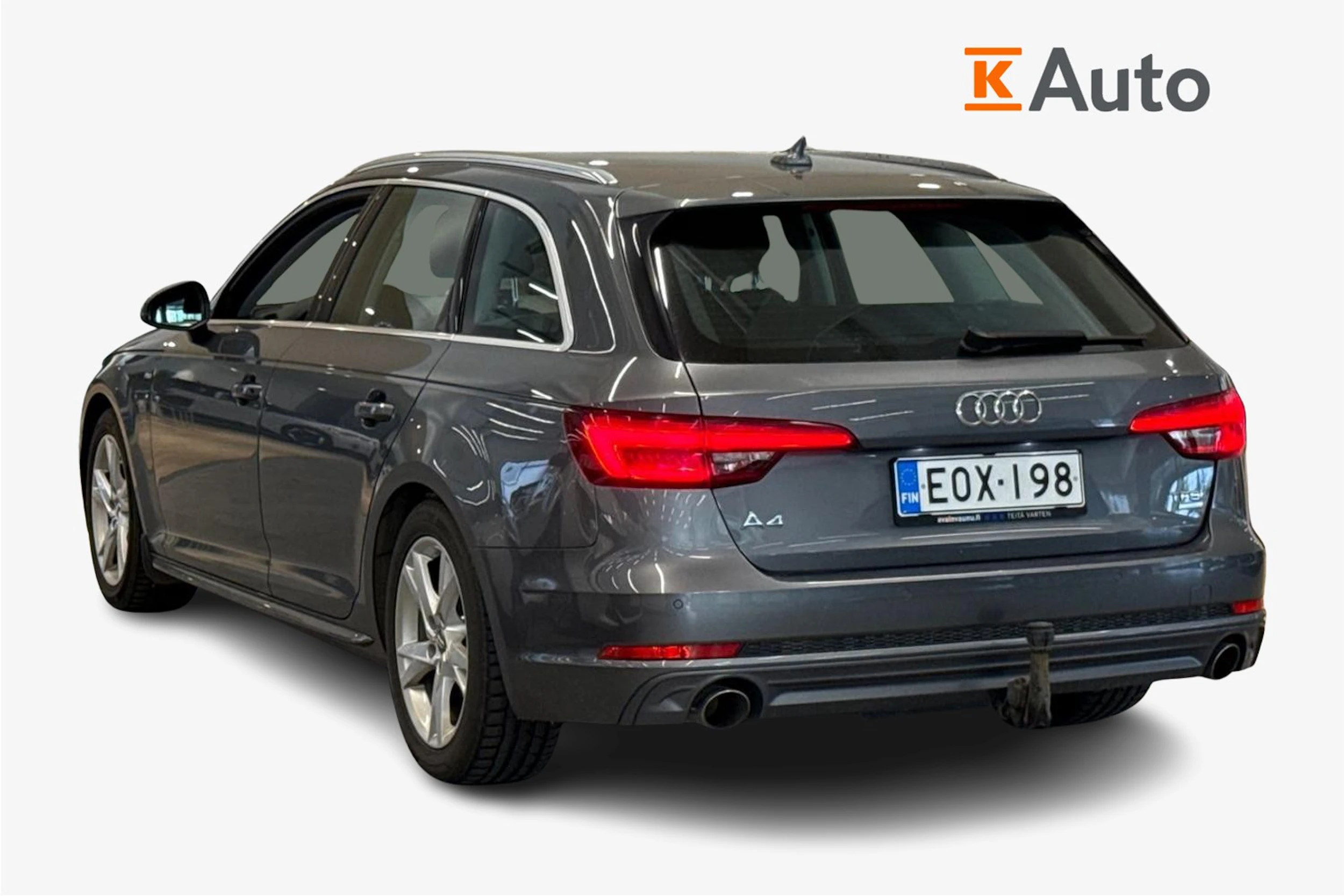 Harmaa Audi A4 2018 kuva 2.