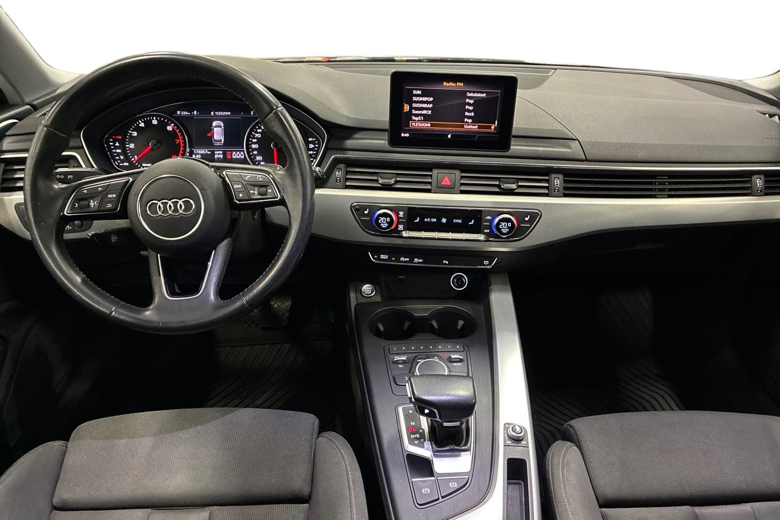 harmaa Audi A4 2018 kuva 7.