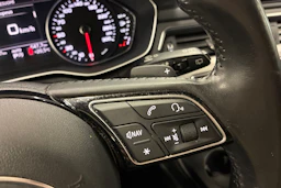 harmaa Audi A4 2018 kuva 14.