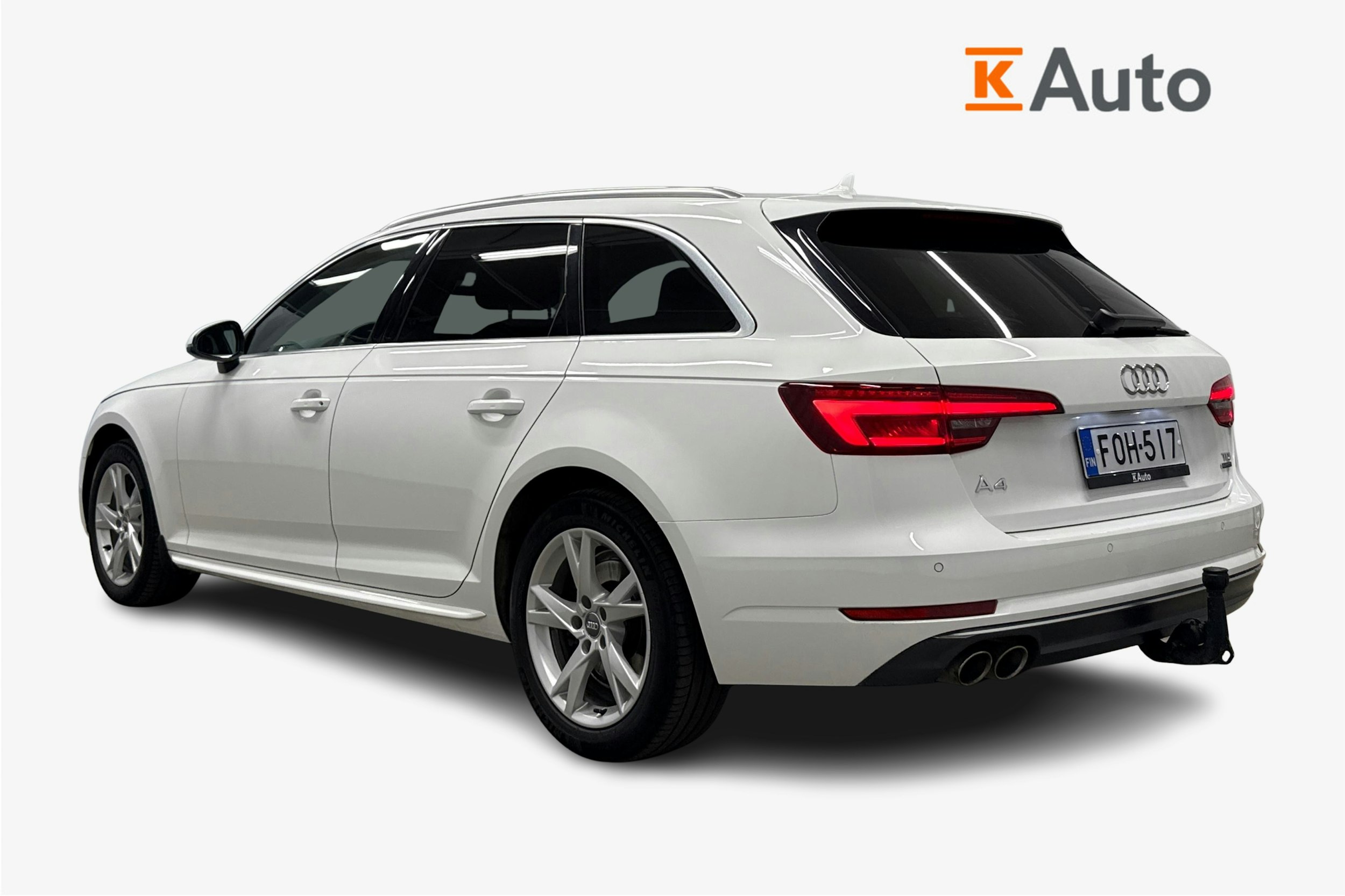 Valkoinen Audi A4 2018 kuva 2.