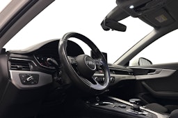 Valkoinen Audi A4 2018 kuva 7.