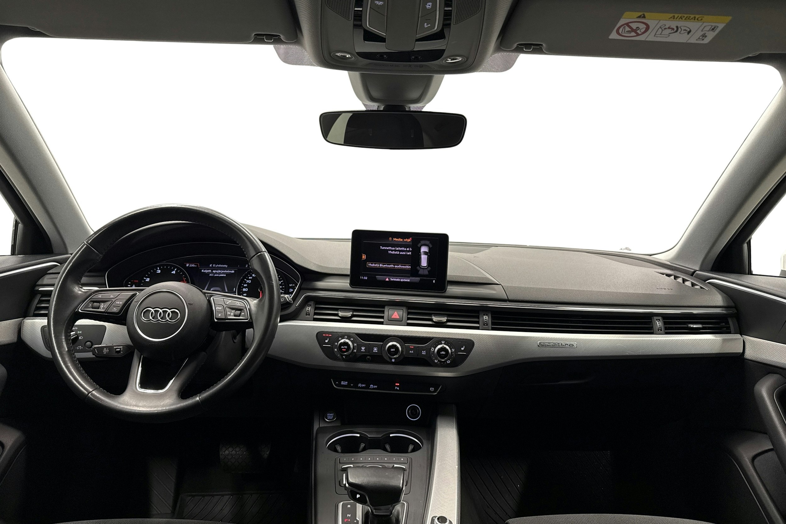 Valkoinen Audi A4 2018 kuva 9.
