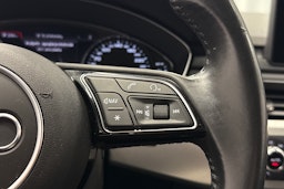 Valkoinen Audi A4 2018 kuva 15.