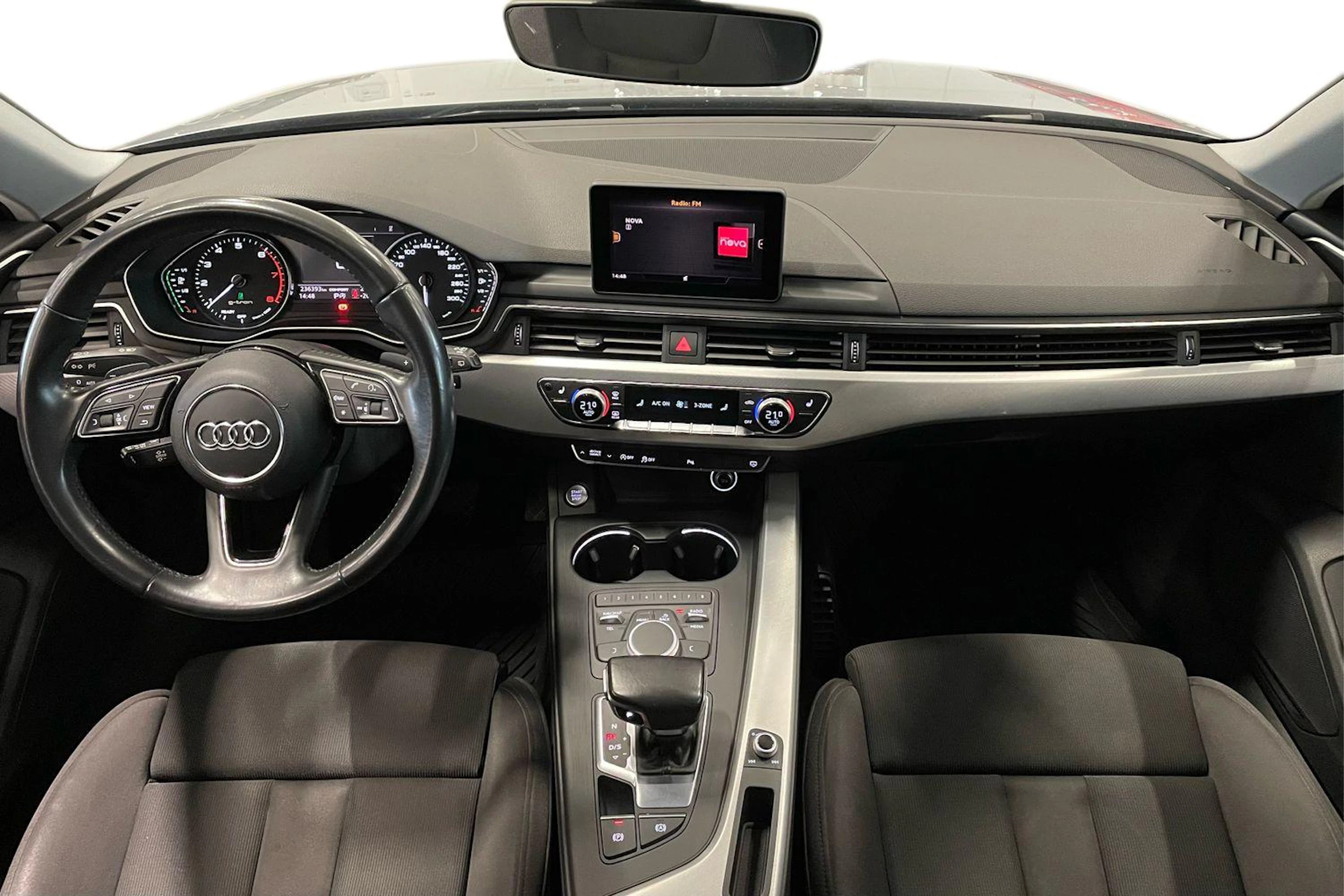hopea Audi A4 2018 kuva 7.