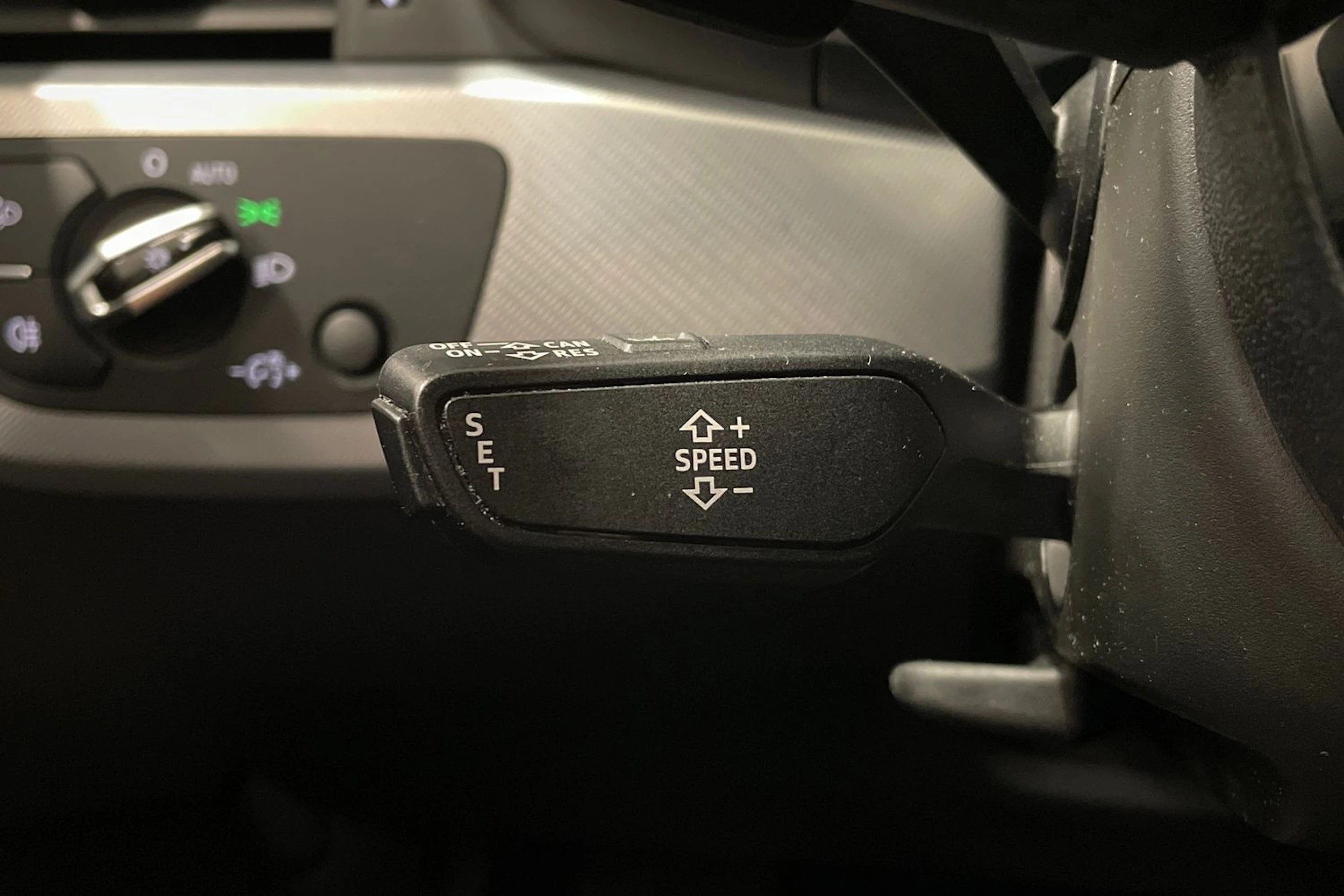 hopea Audi A4 2018 kuva 17.